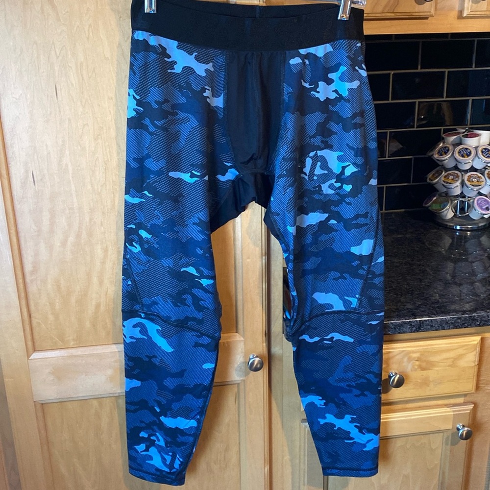 Russell men’s leggings, size Large, 36-38. Blue camouflage, like new condition.